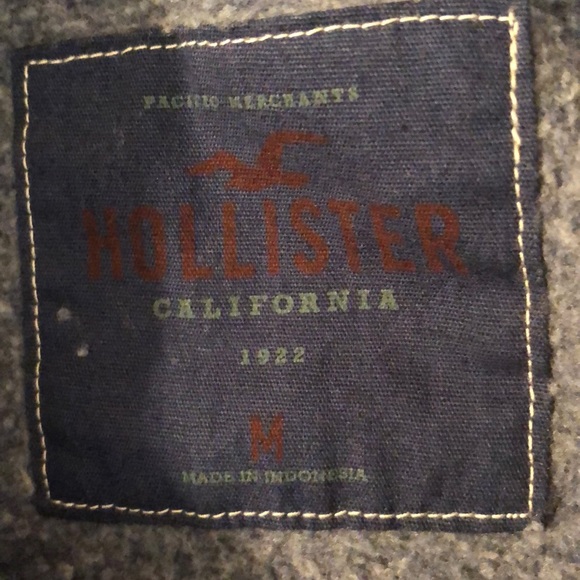 NWT Hollister M S/S distressed sweatshirt SO SOFT - Picture 3 of 5